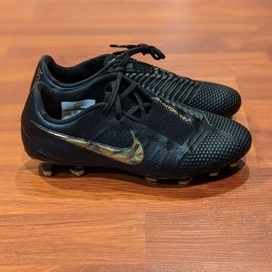 Nike Phantom Venom Elite FG 'Black Gold' (size mens 4/wmns 5.5)